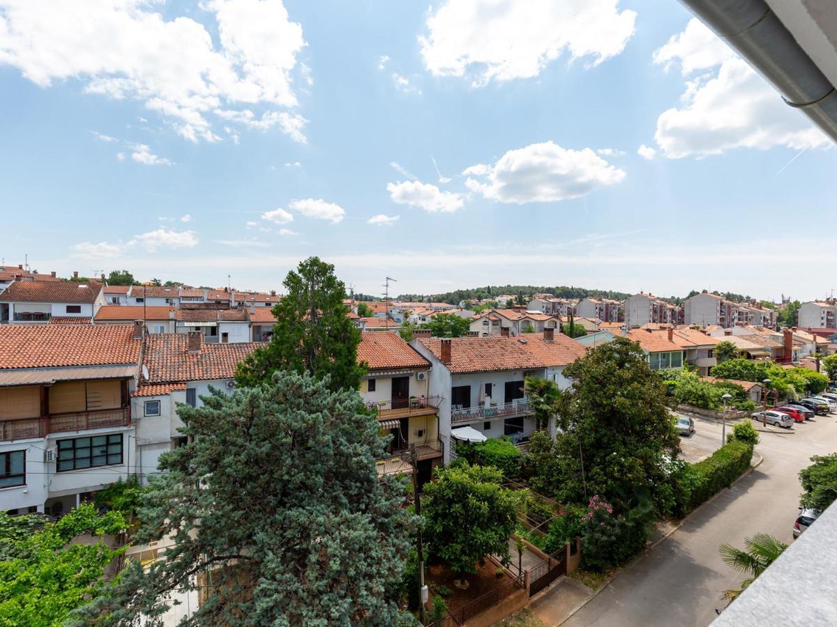 Amoroso Apartment 200M From Sea Πόρετς Εξωτερικό φωτογραφία